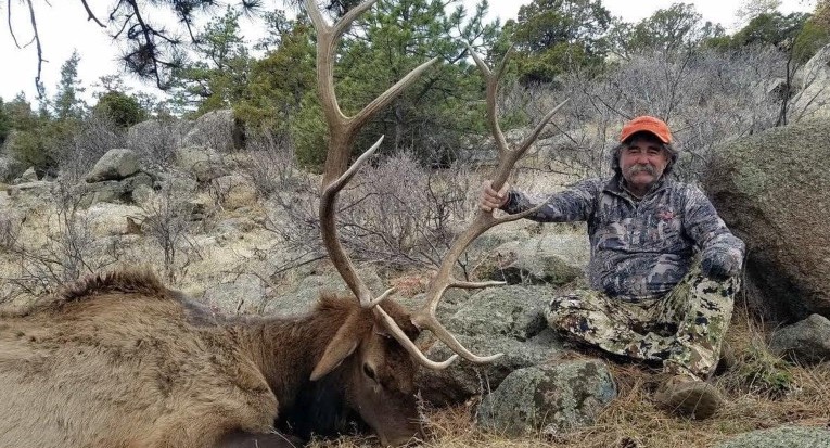 Американського мільйонера на полюванні в Африці затоптали слони